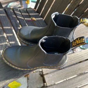 Doc Marten Chelsea Airwair